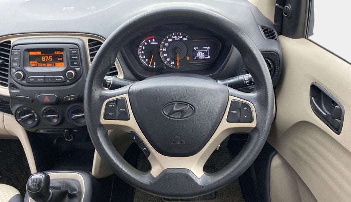 2020 Hyundai NEW SANTRO MAGNA CNG, CNG, Manual, 70,831 km, Steering Wheel Close Up