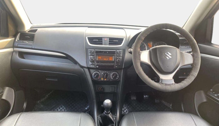 2016 Maruti Swift VXI, Petrol, Manual, 10,764 km, Dashboard