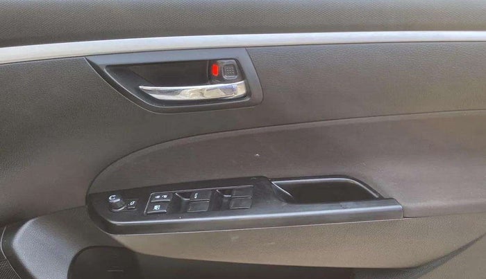 2016 Maruti Swift VXI, Petrol, Manual, 10,764 km, Driver Side Door Panels Control