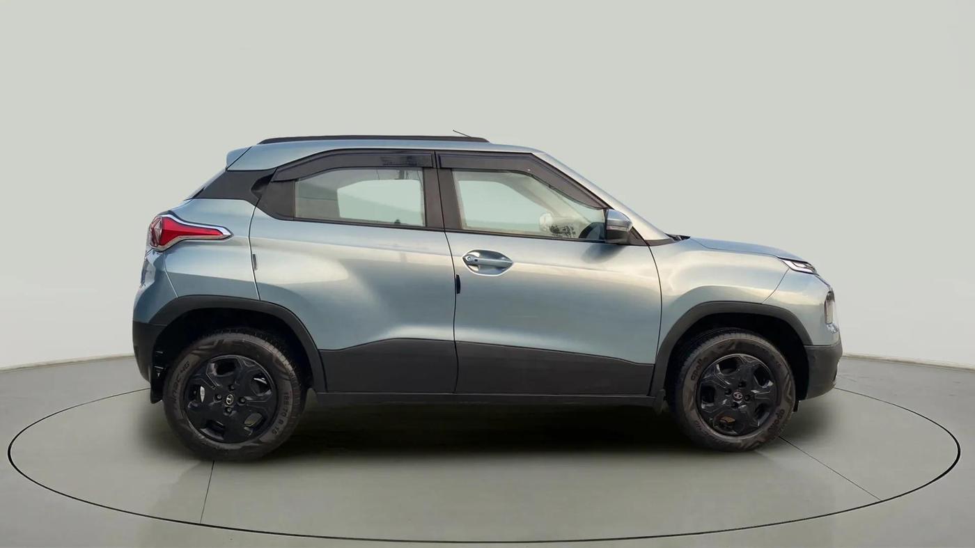2023 Tata PUNCH ACCOMPLISHED MT, Petrol, Manual, 18,590 km, Right Side