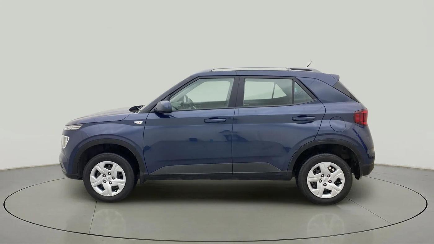 2021 Hyundai VENUE S 1.2, Petrol, Manual, 29,750 km, Left Side