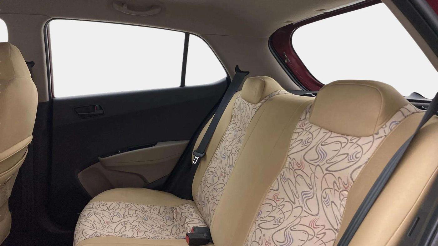 2014 Hyundai Grand i10 MAGNA 1.2 KAPPA VTVT, Petrol, Manual, 67,921 km, Right Side Rear Door Cabin