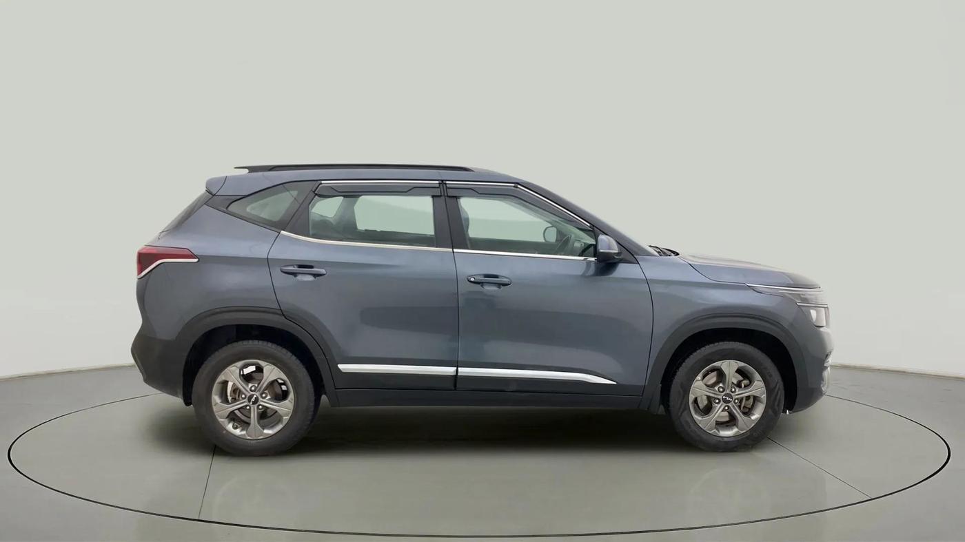 2022 KIA SELTOS HTK PLUS AT 1.5 DIESEL, Diesel, Automatic, 49,196 km, Right Side View