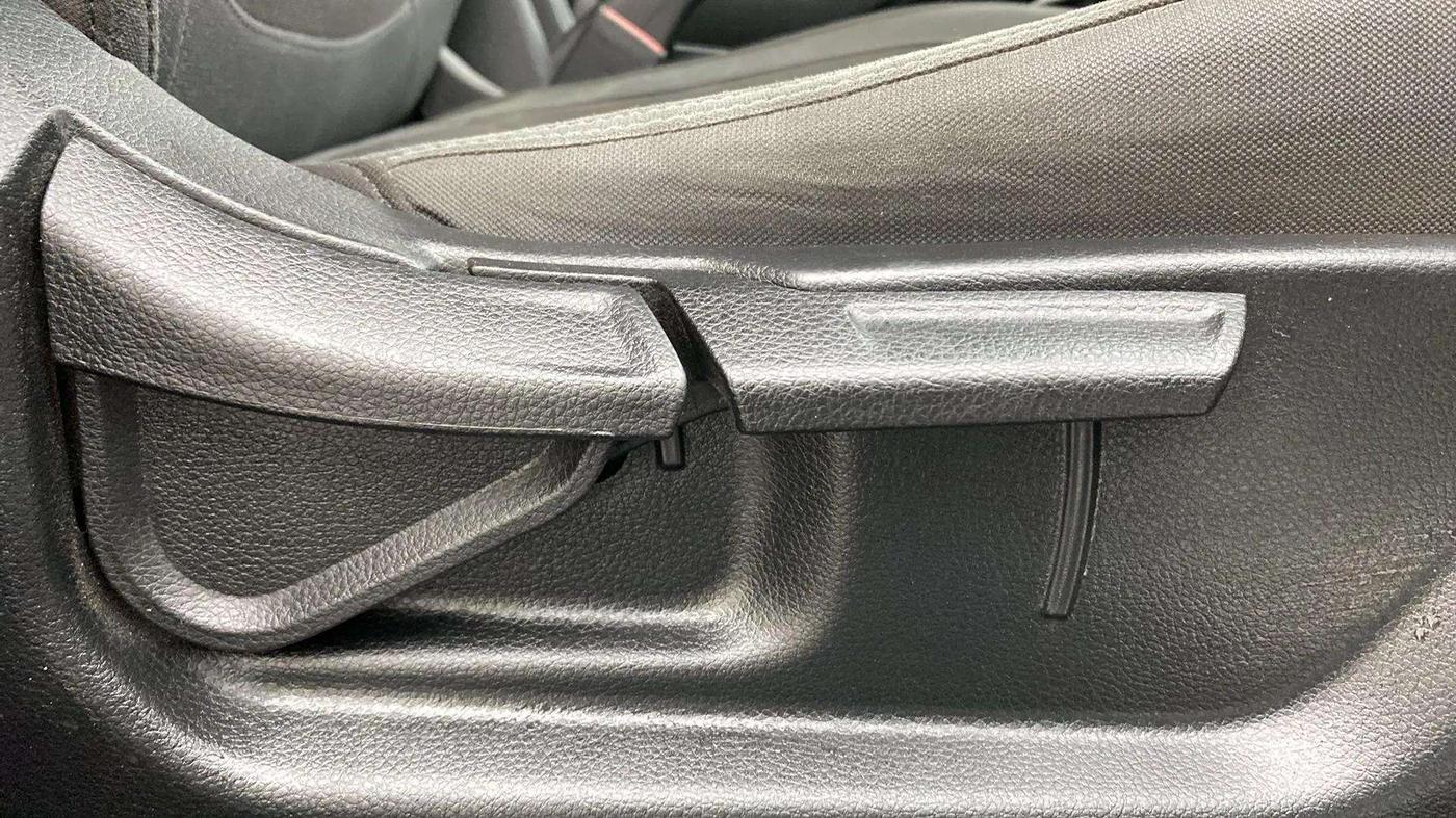 2022 KIA SELTOS HTK PLUS AT 1.5 DIESEL, Diesel, Automatic, 49,196 km, Driver Side Adjustment Panel
