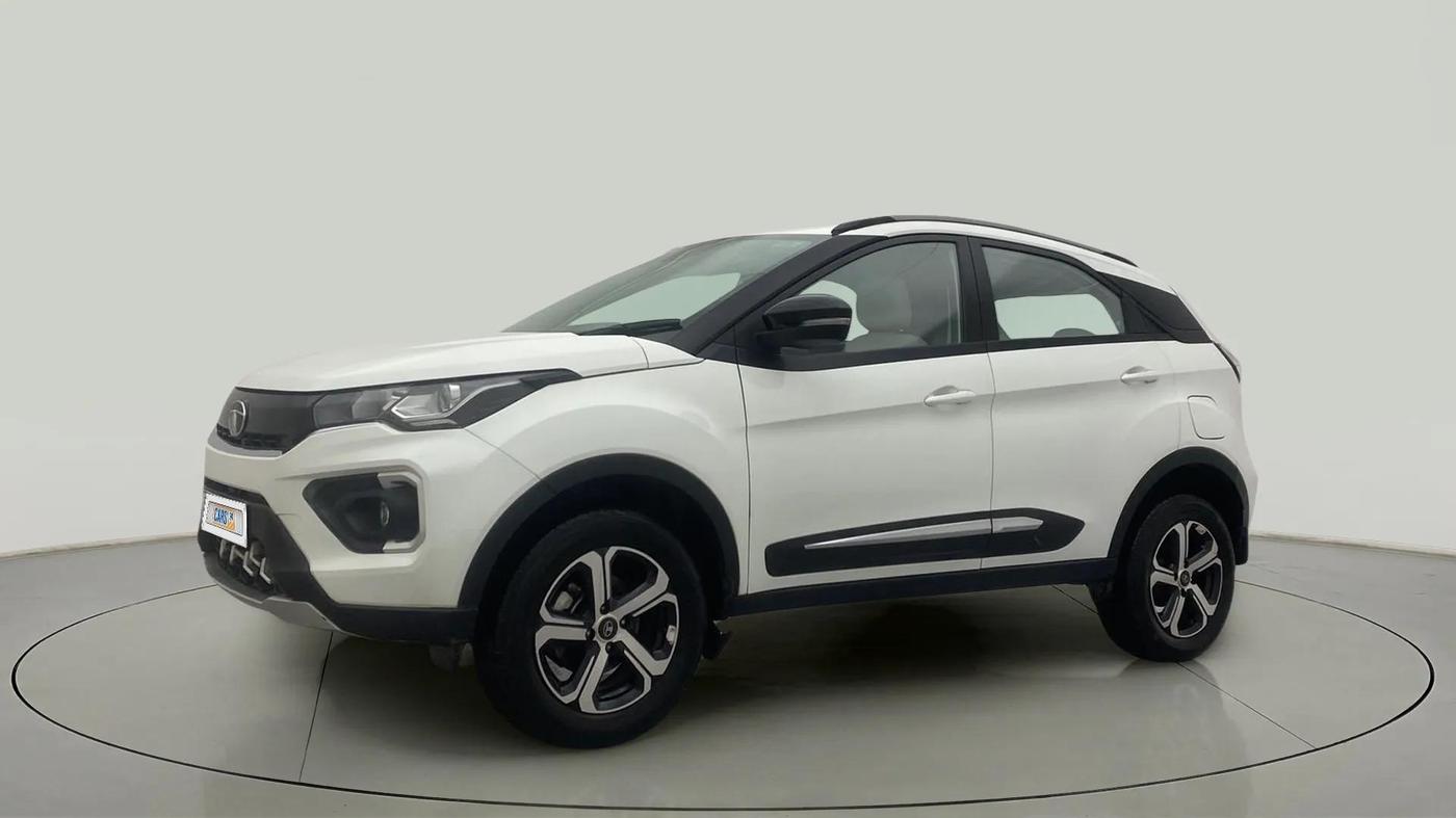 2022 Tata NEXON XZ PLUS DIESEL (L), CNG, Manual, 36,607 km, Left Front Diagonal