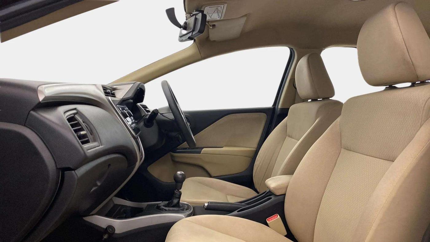 2017 Honda City 1.5L I-VTEC SV, Petrol, Manual, 67,180 km, Right Side Front Door Cabin