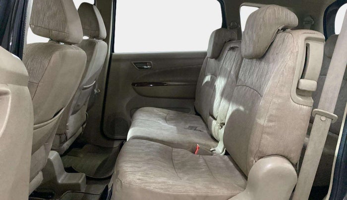 2014 Maruti Ertiga ZXI, Petrol, Manual, 84,719 km, Right Side Rear Door Cabin