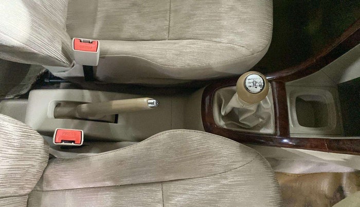 2014 Maruti Ertiga ZXI, Petrol, Manual, 84,719 km, Gear Lever
