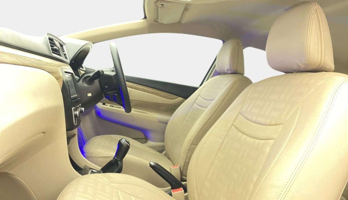 2019 Maruti Ciaz DELTA 1.5 SHVS MT PETROL, Petrol, Manual, 61,840 km, Right Side Front Door Cabin