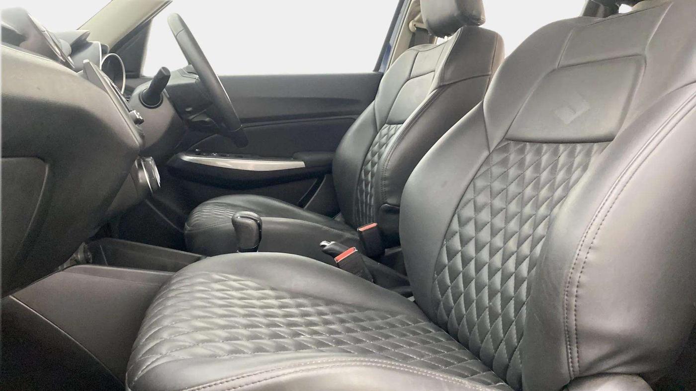 2019 Maruti Swift ZXI AMT, Petrol, Automatic, 22,282 km, Right Side Front Door Cabin