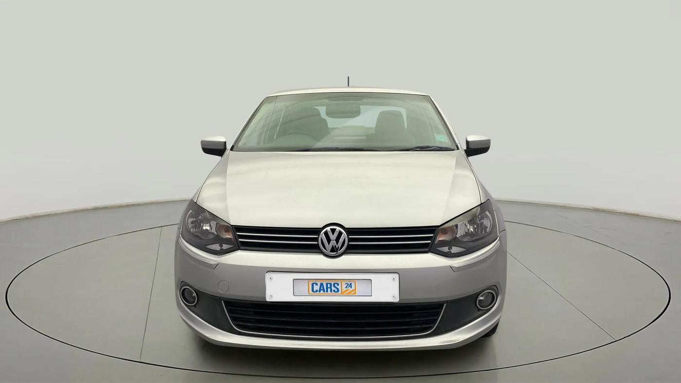 2013 Volkswagen Vento HIGHLINE 1.6 MPI, Petrol, Manual, 61,388 km, Front
