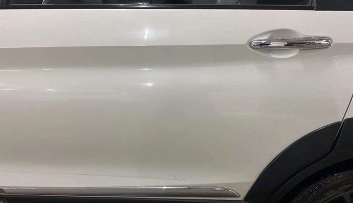 2022 Maruti XL6 ZETA MT, Petrol, Manual, 27,196 km, Rear left door - Minor scratches