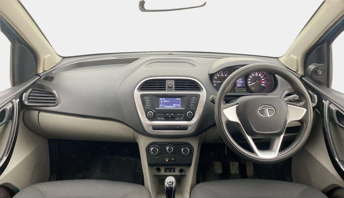 2017 Tata Tiago XT PETROL, Petrol, Manual, 71,379 km, Dashboard