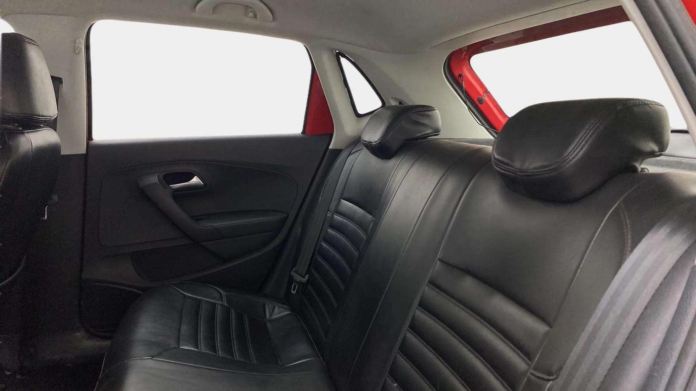 2019 Volkswagen Polo HIGHLINE PLUS 1.0, Petrol, Manual, 84,208 km, Right Side Rear Door Cabin