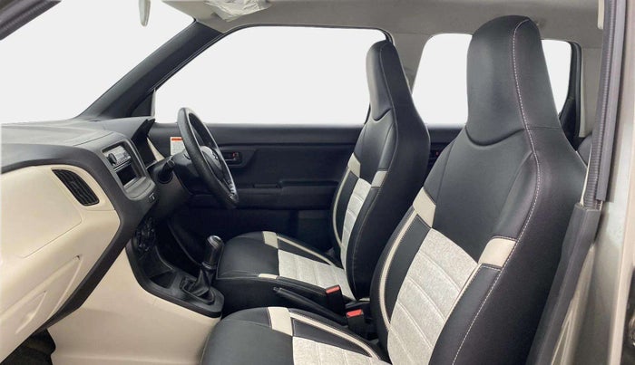 2021 Maruti New Wagon-R LXI CNG 1.0, CNG, Manual, 51,606 km, Right Side Front Door Cabin