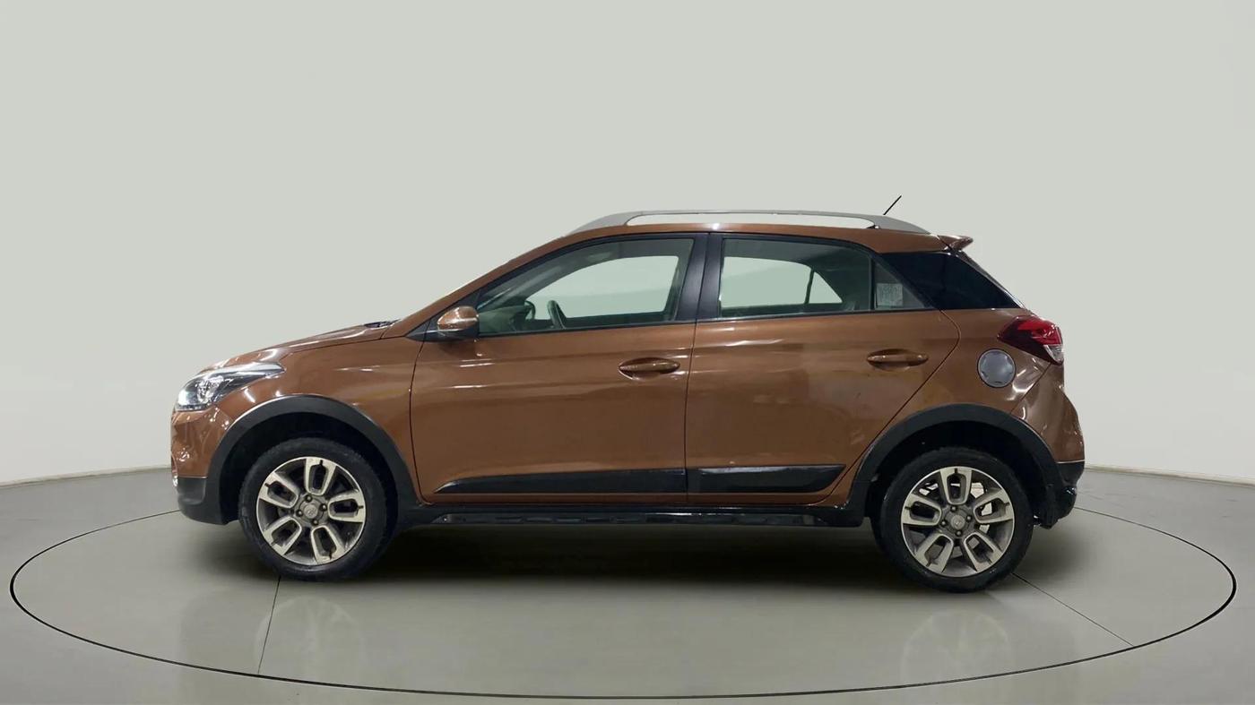 2017 Hyundai i20 Active 1.2 S, Petrol, Manual, 28,162 km, Left Side