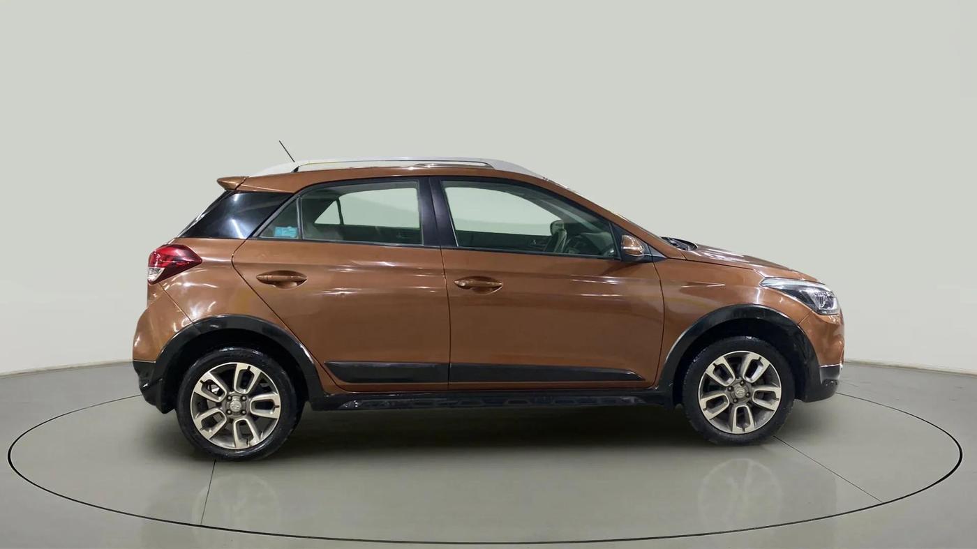 2017 Hyundai i20 Active 1.2 S, Petrol, Manual, 28,162 km, Right Side View