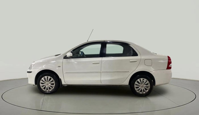 2013 Toyota Etios G, Petrol, Manual, 40,004 km, Left Side