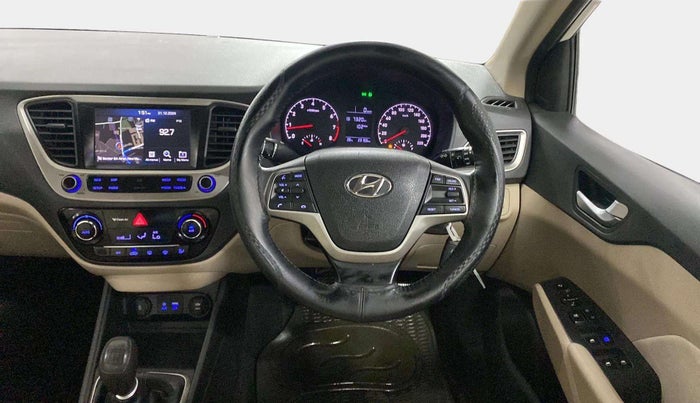 2018 Hyundai Verna 1.6 VTVT SX, Petrol, Manual, 23,157 km, Steering Wheel Close Up