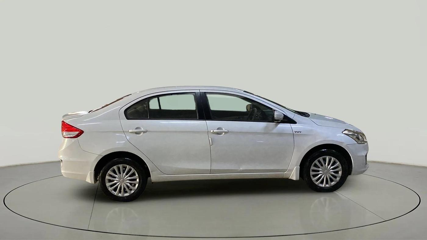 2016 Maruti Ciaz VXI+, Petrol, Manual, 49,488 km, Right Side View