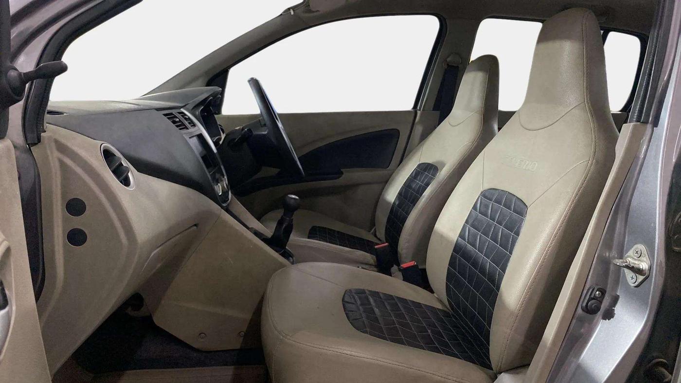 2014 Maruti Celerio VXI CNG, CNG, Manual, 32,041 km, Right Side Front Door Cabin