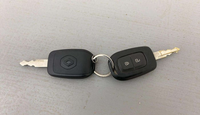 2019 Renault Kwid CLIMBER 1.0 AMT, Petrol, Automatic, 46,275 km, Key Close Up