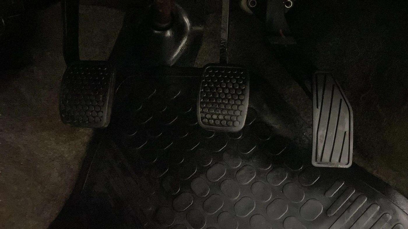 2017 Maruti Alto K10 VXI, Petrol, Manual, 92,882 km, Pedals