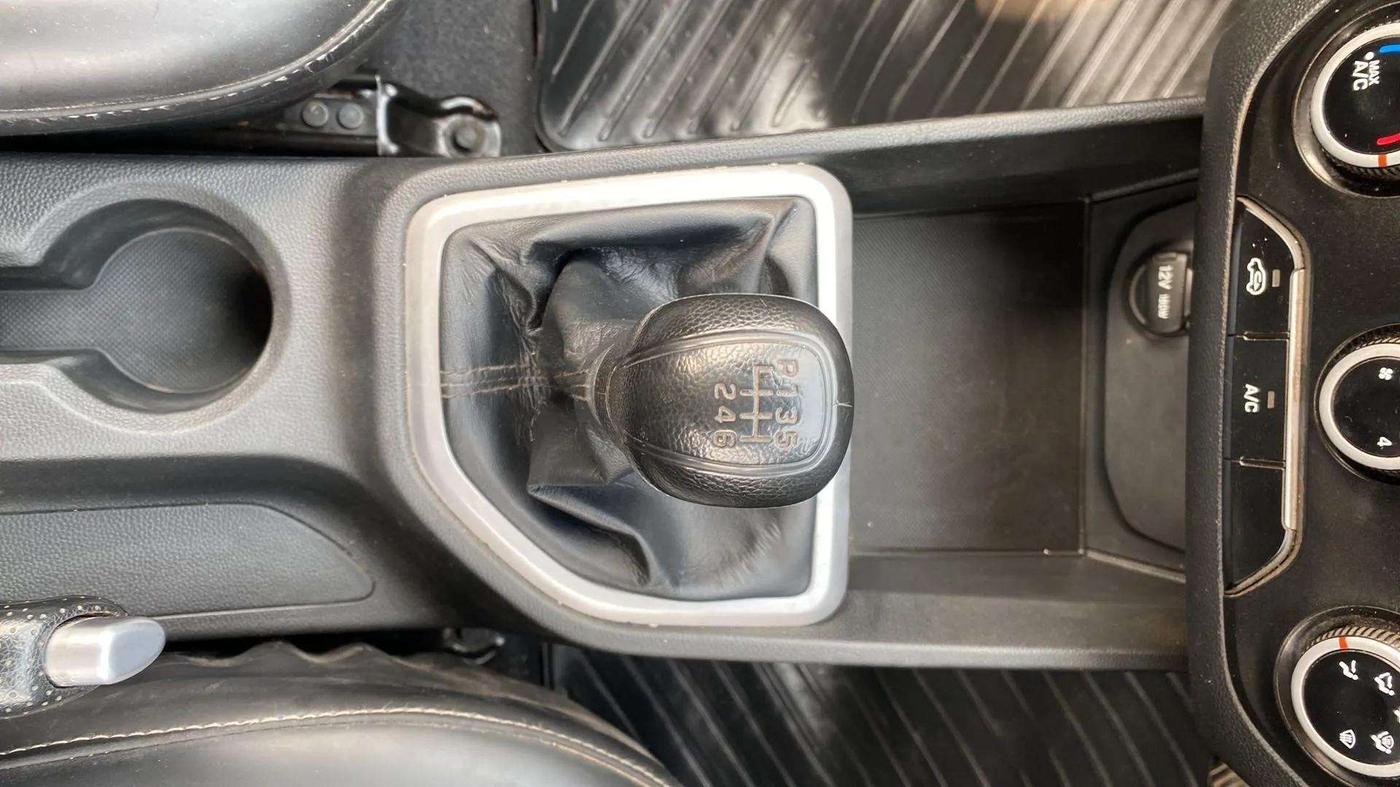 2019 Hyundai Creta E PLUS 1.6 PETROL, Petrol, Manual, 90,236 km, Gear Lever