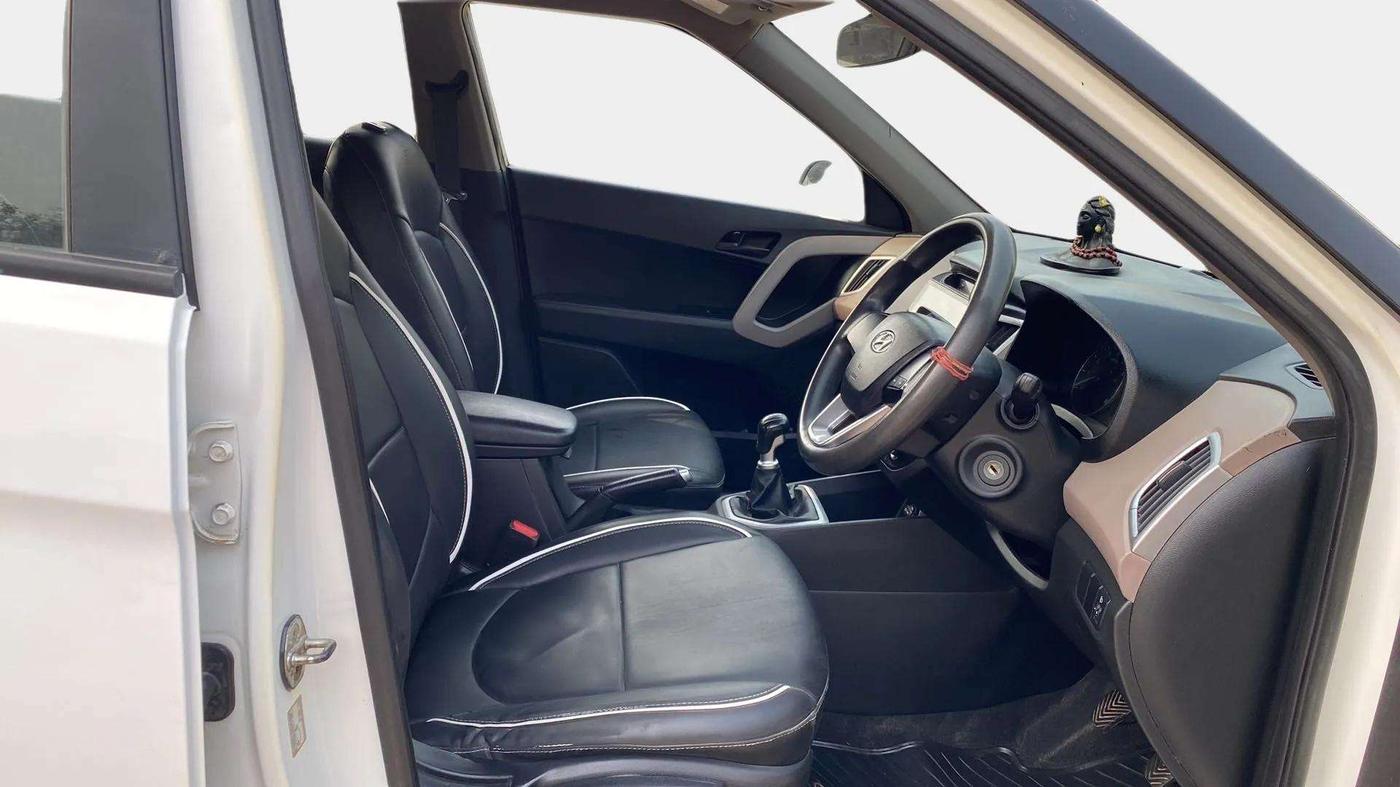 2019 Hyundai Creta E PLUS 1.6 PETROL, Petrol, Manual, 90,236 km, Right Side Front Door Cabin