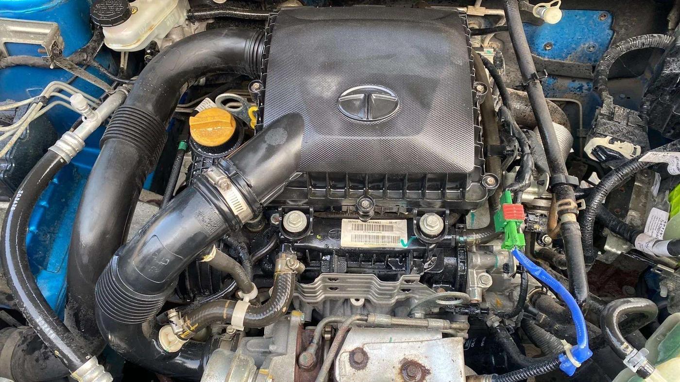 2019 Tata NEXON XM PETROL, Petrol, Manual, 29,416 km, Open Bonet