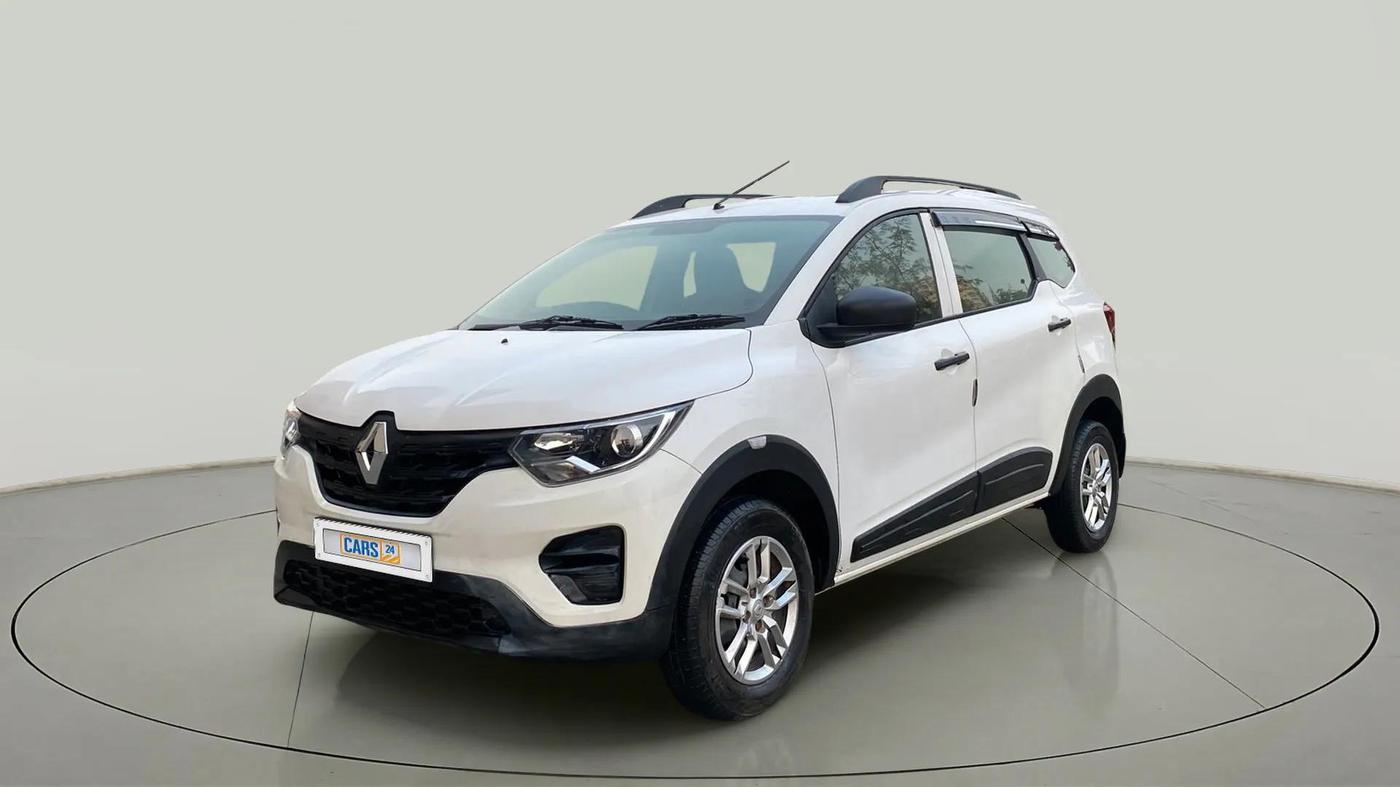 2021 Renault TRIBER RXL MT, Petrol, Manual, 26,541 km, Left Front Diagonal