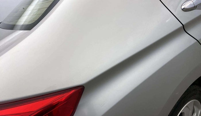 2015 Honda City 1.5L I-VTEC V MT, Petrol, Manual, 80,956 km, Right quarter panel - Slightly dented