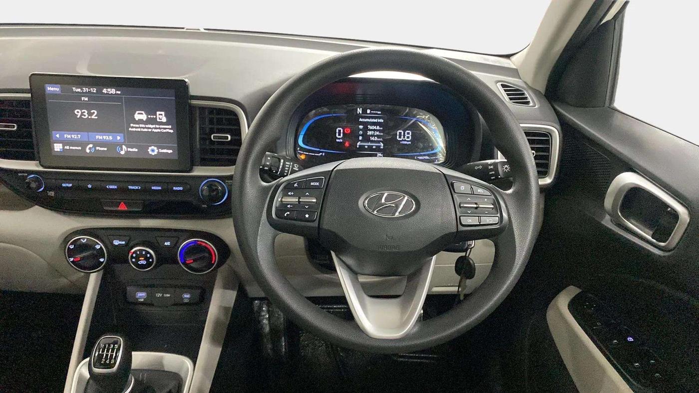 2022 Hyundai VENUE S (O) 1.0 TURBO IMT, Petrol, Manual, 24,088 km, Steering Wheel Close Up
