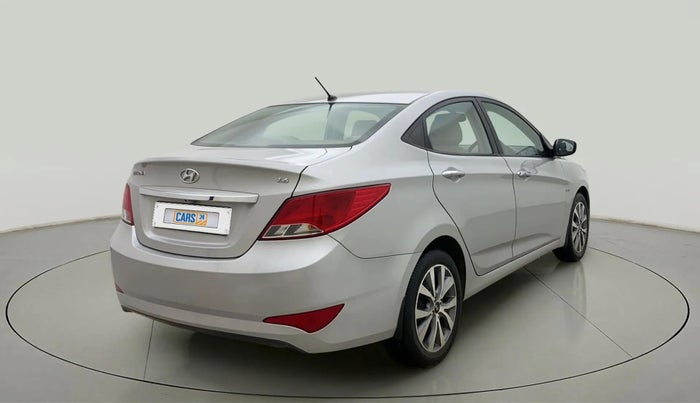 2015 Hyundai Verna FLUIDIC 4S 1.6 VTVT S(O), Petrol, Manual, 32,154 km, Right Back Diagonal