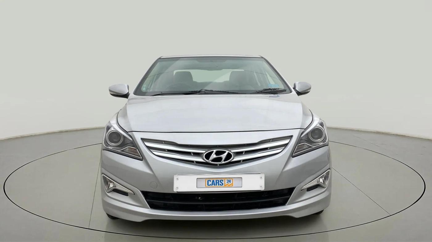 2015 Hyundai Verna FLUIDIC 4S 1.6 VTVT S(O), Petrol, Manual, 32,154 km, Front