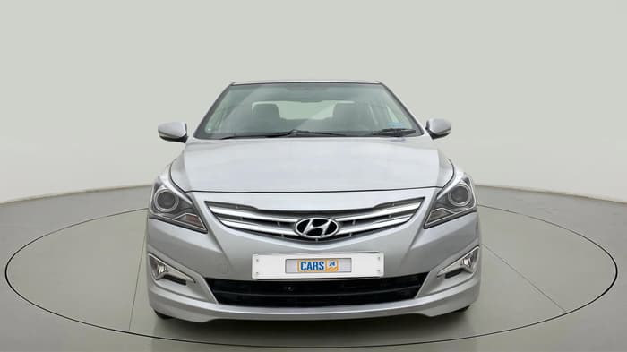 2015 Hyundai Verna FLUIDIC 4S 1.6 VTVT S(O), Petrol, Manual, 32,154 km, Front
