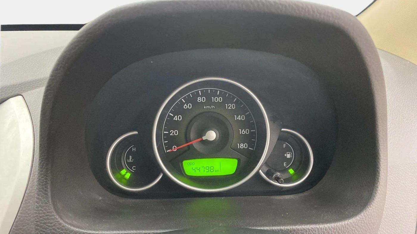 2017 Hyundai Eon MAGNA +, Petrol, Manual, 45,127 km, Odometer Image
