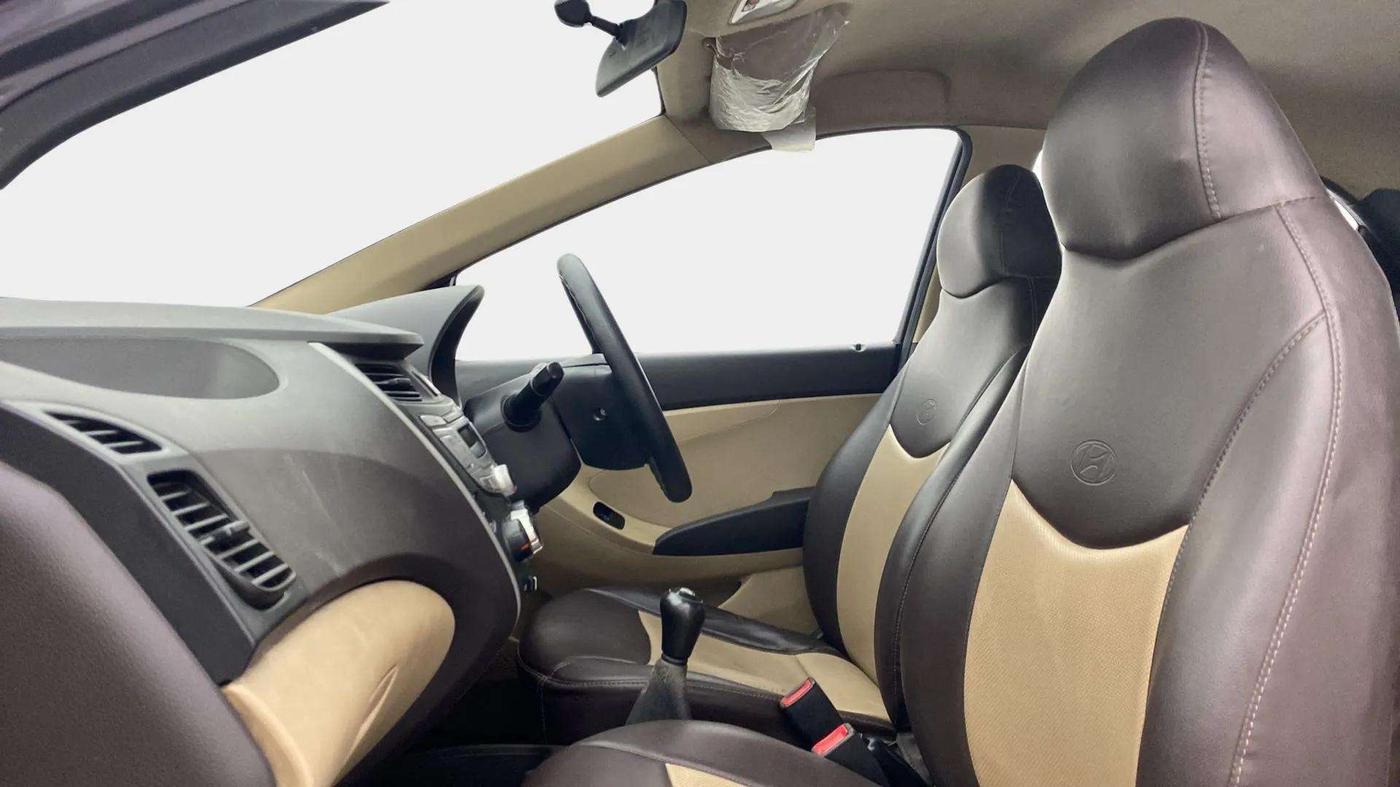 2017 Hyundai Eon MAGNA +, Petrol, Manual, 45,127 km, Right Side Front Door Cabin
