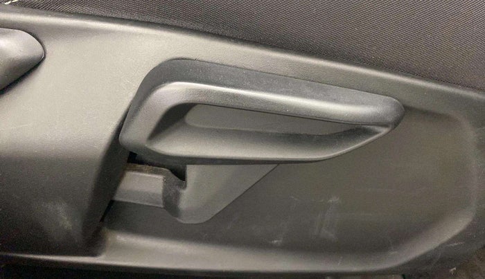 2020 Tata Tiago XZ PLUS PETROL, Petrol, Manual, 48,427 km, Driver Side Adjustment Panel