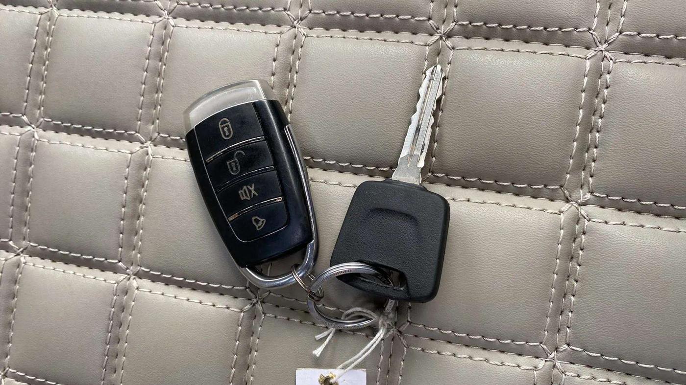2022 Nissan MAGNITE XE, Petrol, Manual, 6,756 km, Key Close Up