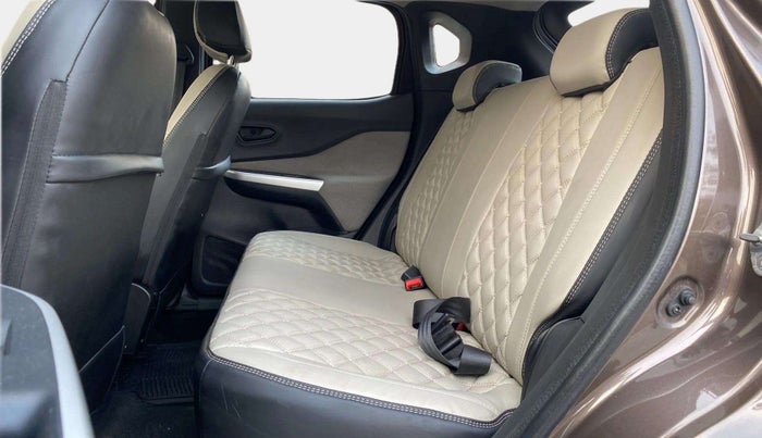2022 Nissan MAGNITE XE, Petrol, Manual, 6,756 km, Right Side Rear Door Cabin