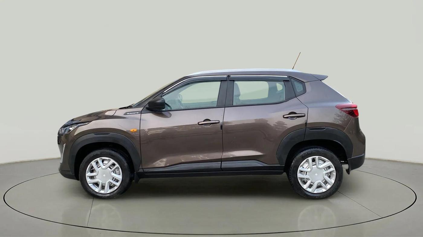 2022 Nissan MAGNITE XE, Petrol, Manual, 6,756 km, Left Side