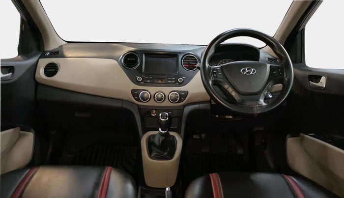 2017 Hyundai Grand i10 SPORTZ (O) 1.2 KAPPA VTVT, Petrol, Manual, 44,710 km, Dashboard