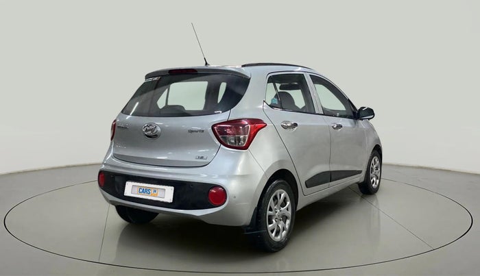 2017 Hyundai Grand i10 SPORTZ (O) 1.2 KAPPA VTVT, Petrol, Manual, 44,710 km, Right Back Diagonal