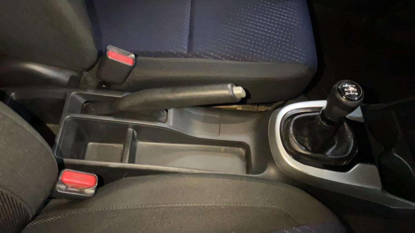 2018 Honda WR-V 1.2L I-VTEC S MT, Petrol, Manual, 94,099 km, Gear Lever
