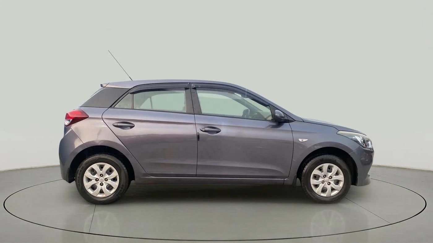 2017 Hyundai Elite i20 MAGNA EXECUTIVE 1.2, Petrol, Manual, 13,207 km, Right Side