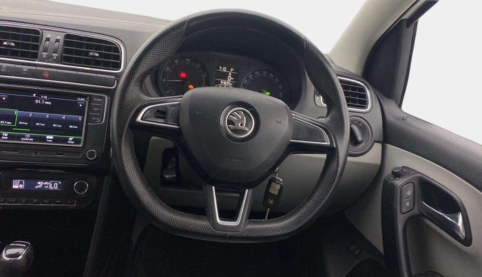 2021 Skoda Rapid AMBITION AT TSI, Petrol, Automatic, 64,827 km, Steering wheel - Sound system control has minor damage