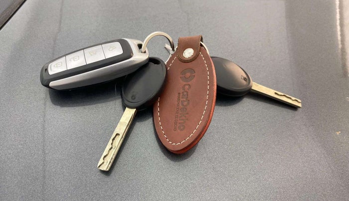 2020 Tata Tiago XE PETROL, Petrol, Manual, 61,969 km, Key Close Up