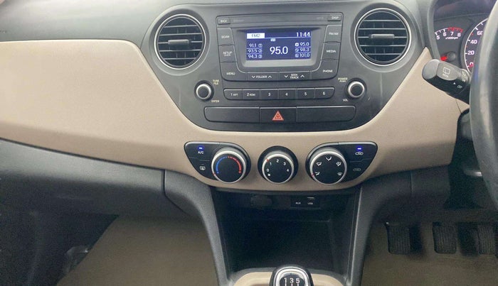 2016 Hyundai Grand i10 ASTA (O) 1.2 KAPPA VTVT, Petrol, Manual, 71,332 km, Air Conditioner