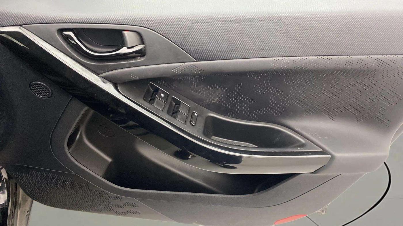 2021 Tata NEXON XZA PLUS (O) PETROL DARK EDITION, Petrol, Automatic, 19,473 km, Driver Side Door Panels Control